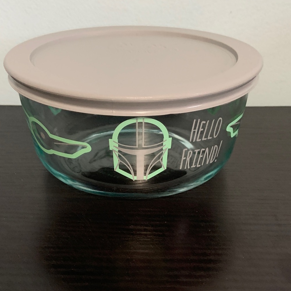 Star Wars Themed Pyrex Storage Container